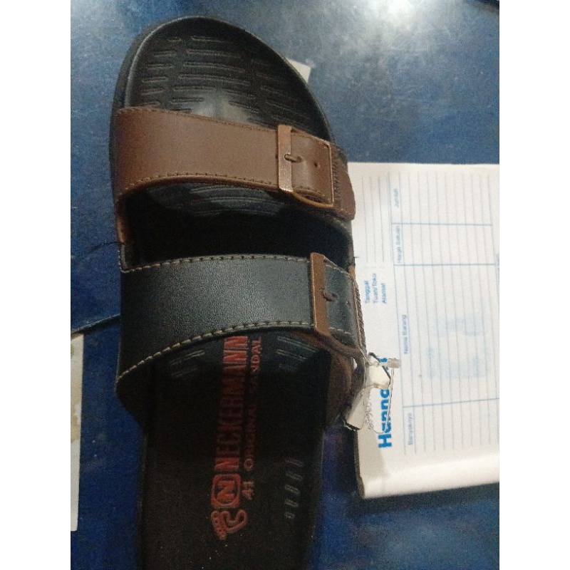 sandal neckerman