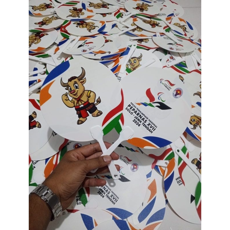 kipas custom bahan plastik pvc ukuran 17x17
