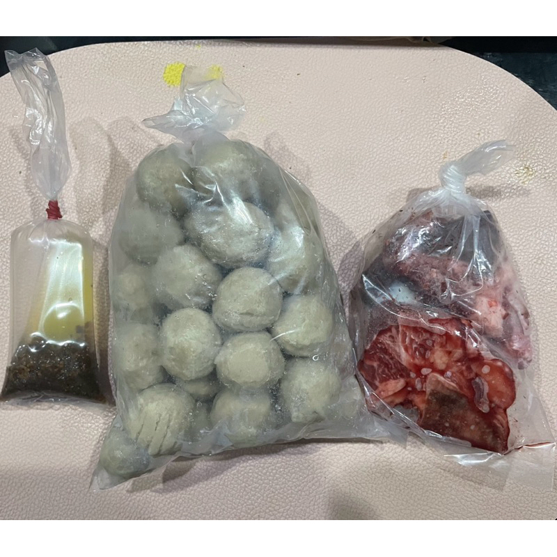 

Paket Bakso Fresh 50pcs Tinggal Masak/ Paket Bakso Frozen