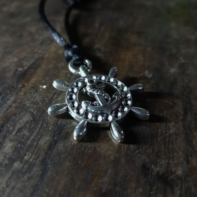 kalung bandul jangkar/kemudi kapal silver