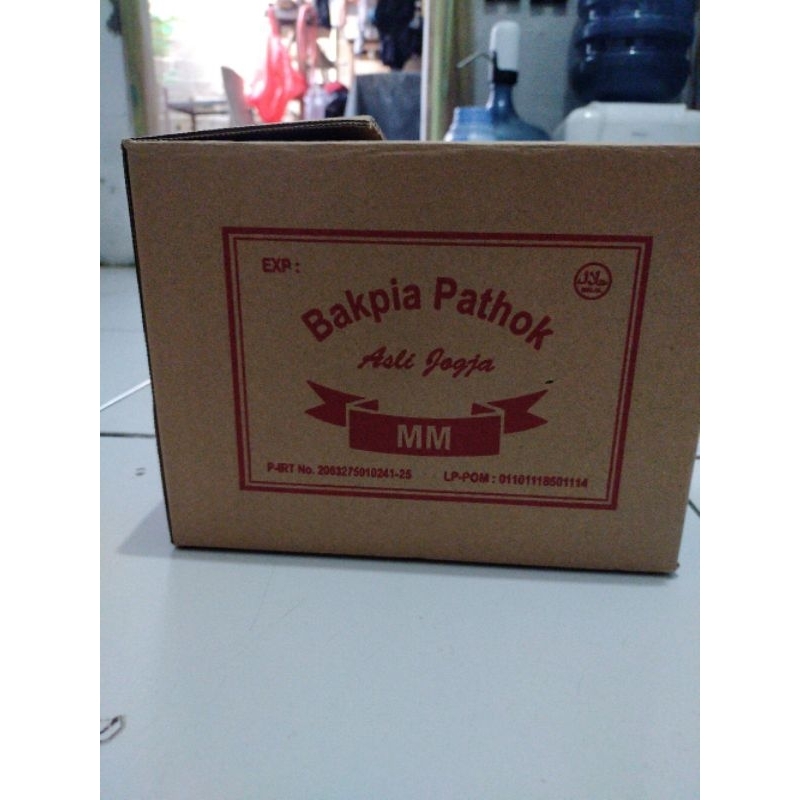

bakpia grosir 1dus 20bks