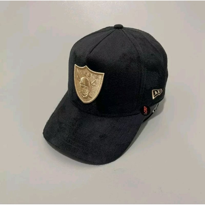 [RARE] Topi Cap New Era Las Vegas Raiders K-Frame Suede Black Camel Kondisi Baru tapi Defect cacat