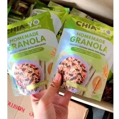

HOMEMADE GRANOLA CHIA-YO
