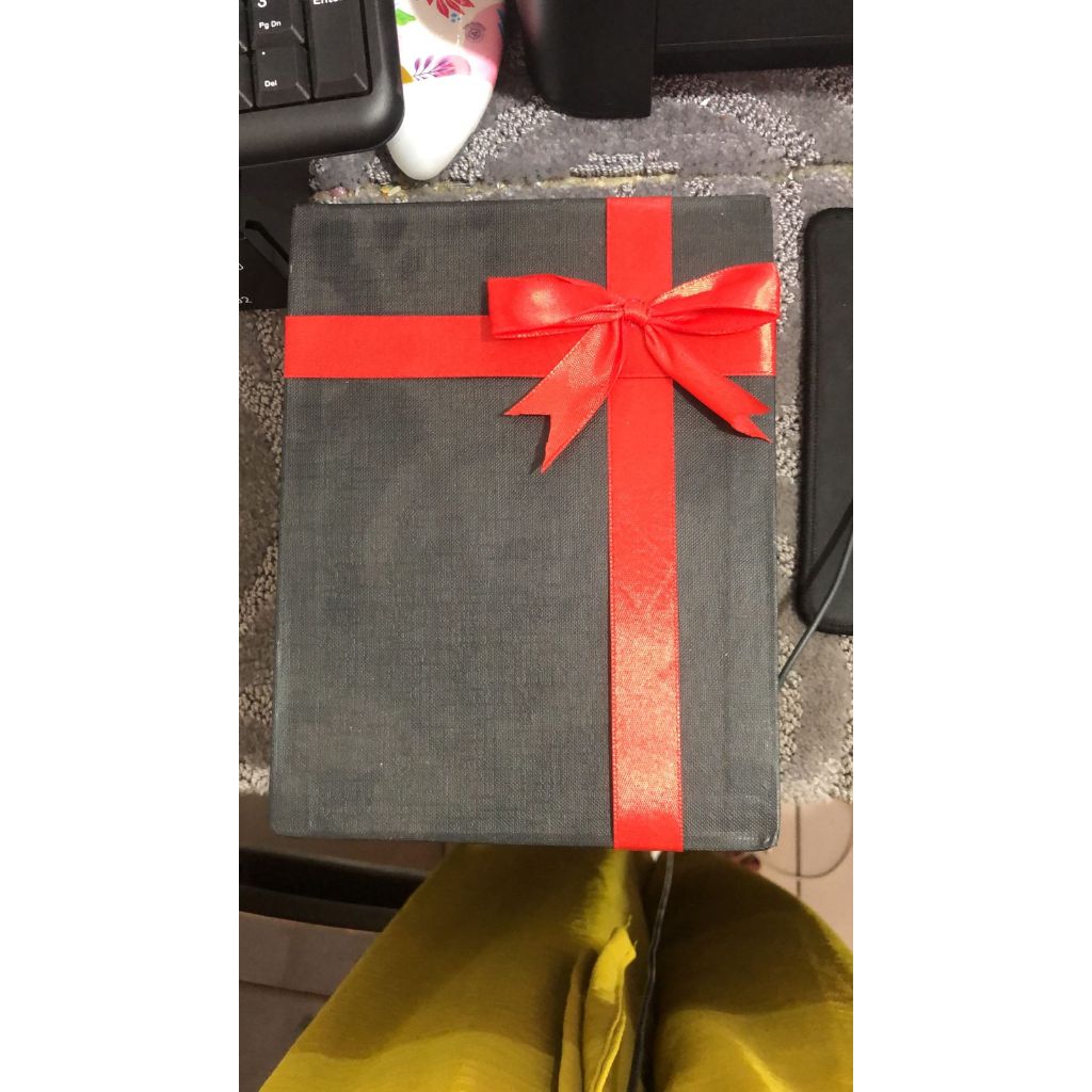 

BOX - GIFT hitam pita merah / ONE STOP PARTY small medium large