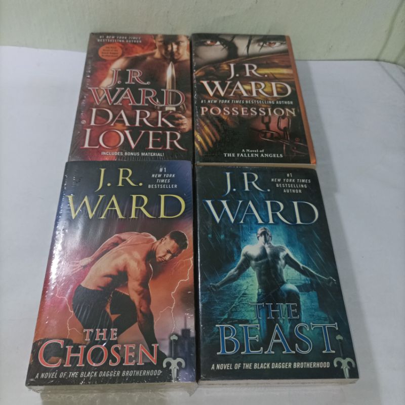 Novel import by J. R Ward 4 judul / harga perbuku