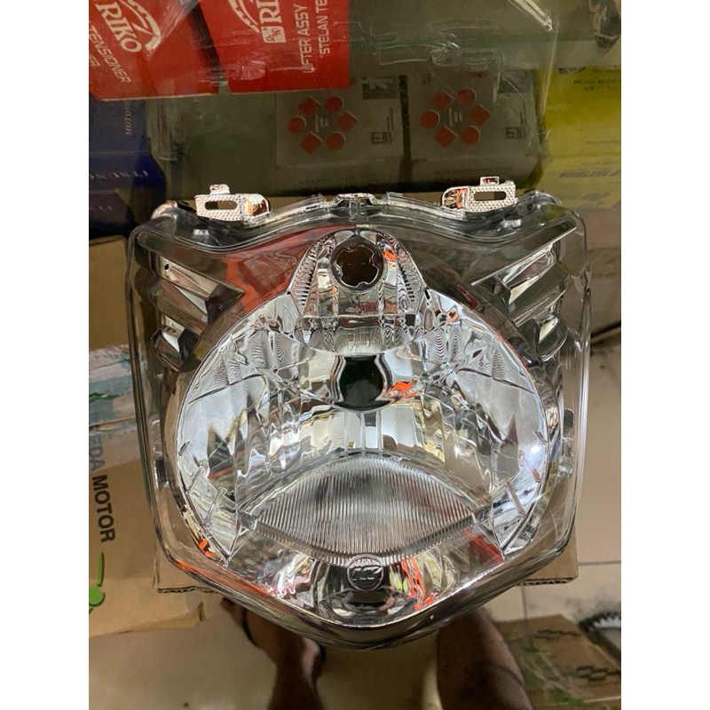 lampu depan/reflektor beat 2010