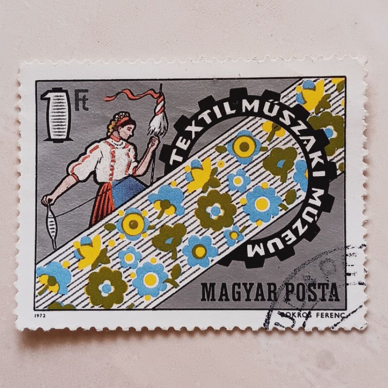 

(AD) Perangko Hongaria 1972 Opening of the Museum of Textile Techniques 1 forint CTO