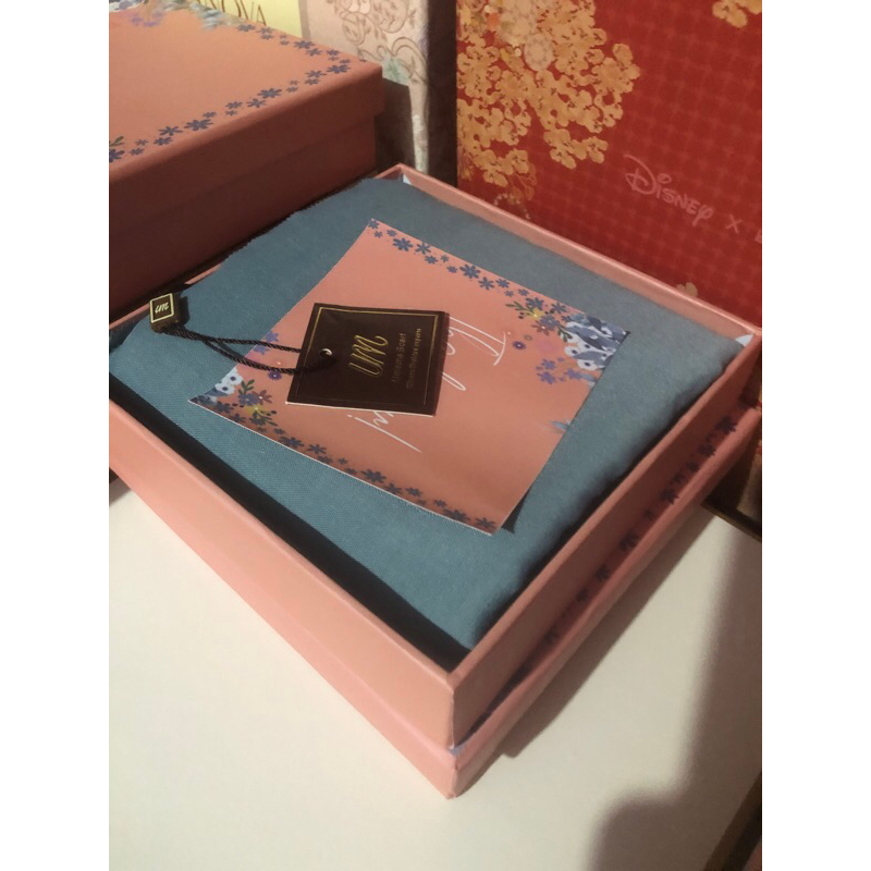 Umama Scarves Polos ukuran syar’i 130x130 Cm No box Logo S dan UM ori