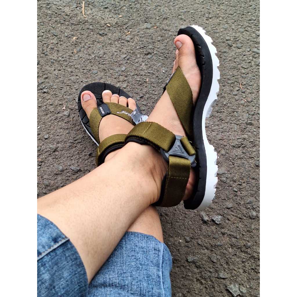 SENDAL GUNUNG Reward Original/SENDAL GUNUNG JEPIT REWARD TERBARU