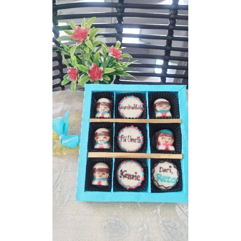 

[AraleCoklat] Coklat Box tulis isi 9