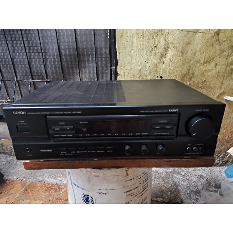 amplifier denon AVR1000