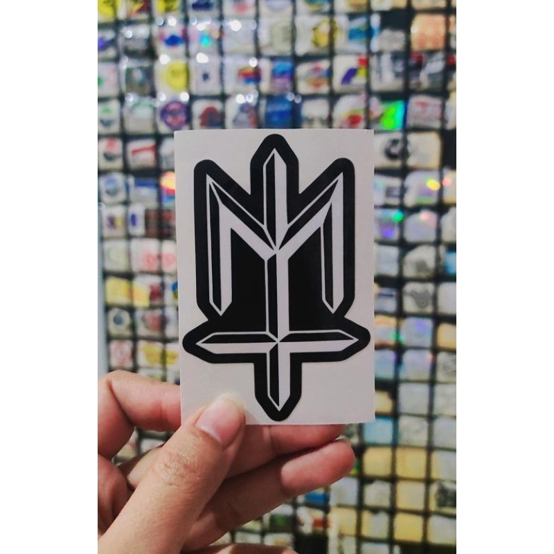

sticker MTRL LOGO printing sudah potong pola