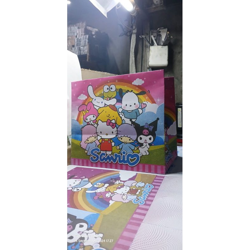 

PAPER BAG BENTO/NX MOTIF KARTUN/KARAKTER