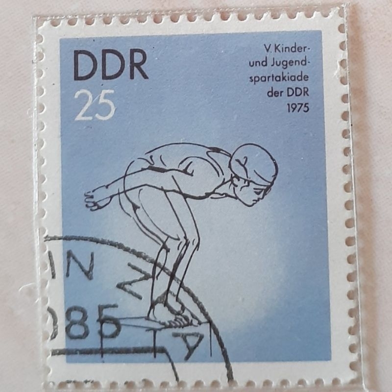

Perangko Jerman 5th Children and Youth Spartakiade, Berlin (Swimmer in the Starting Block) Tahun 1975