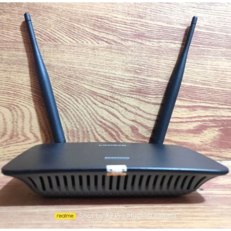 LINKSYS AC1200 RE6500HG Dual Band Gigabit Wifi Range extender