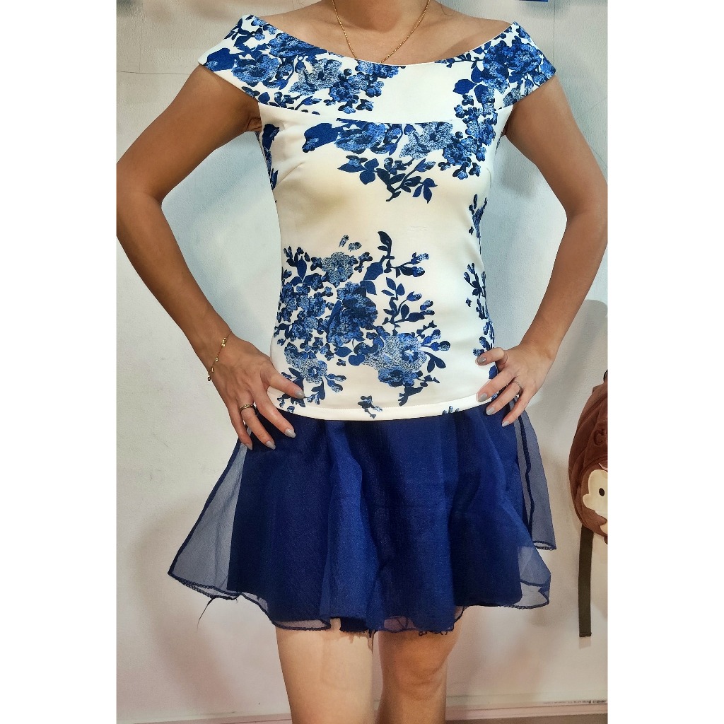 Preloved - Atasan Sabrina bunga biru