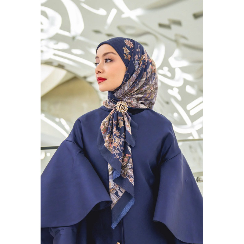BUTTONSCARVES BS Dubai 2.0 in Marina