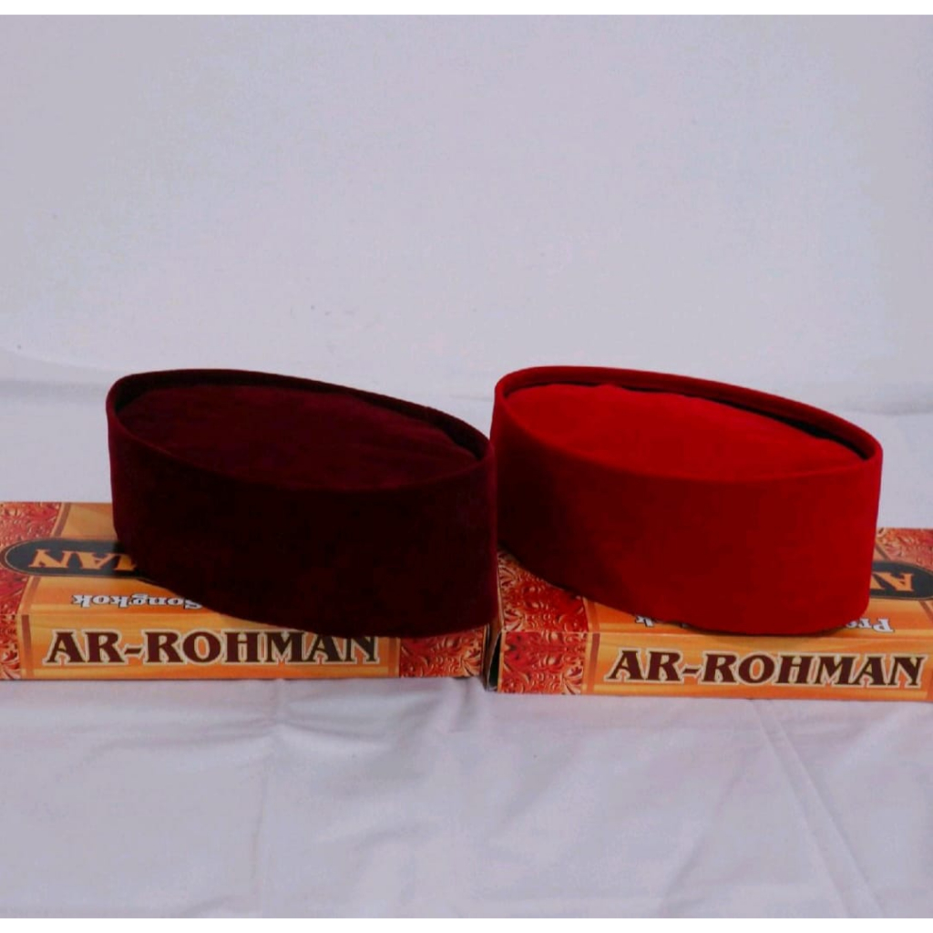 Peci Merah Betawi & Peci Merah Marun