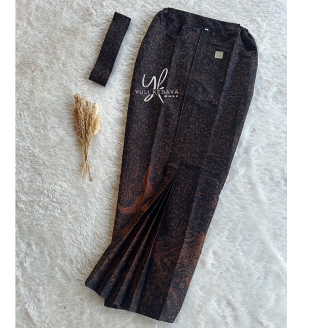 Rok span Skirt Wiru/ Wiron Jarik Batik | Rok Kondangan Wisuda