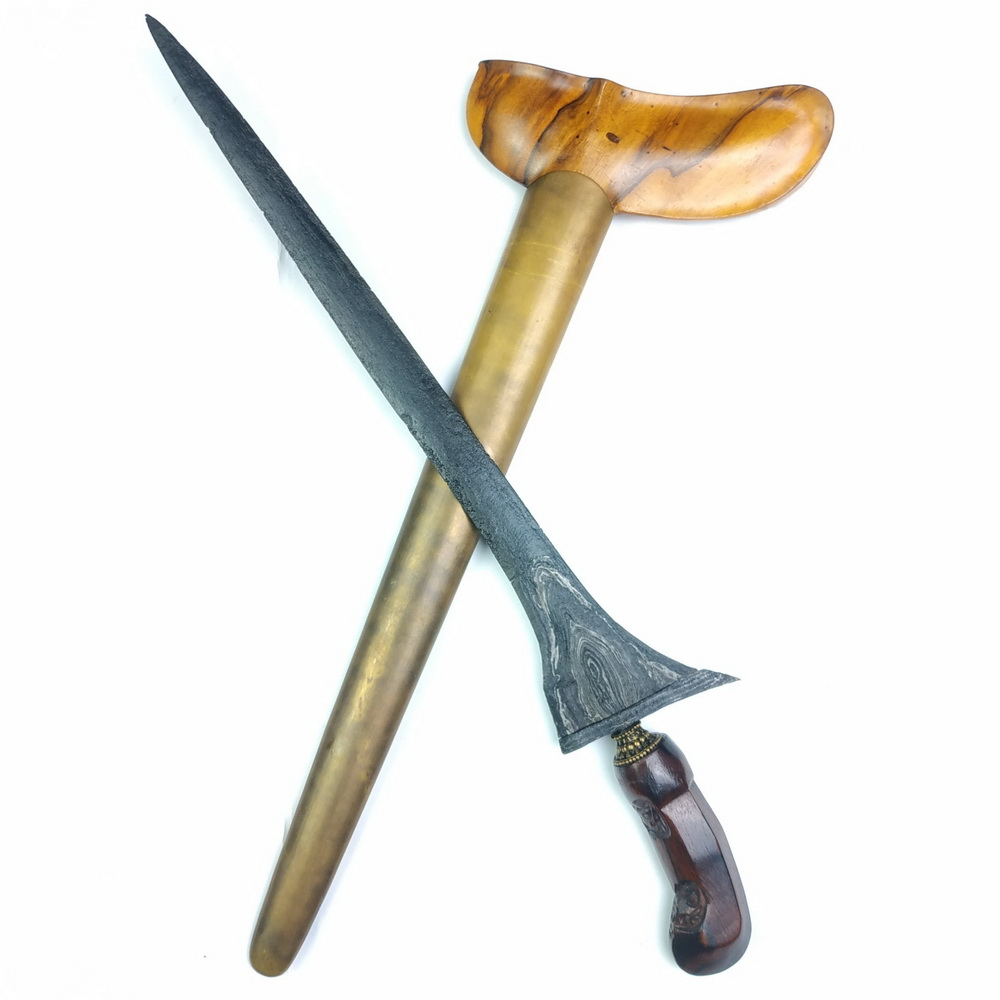 Keris Sepuh Blambangan Pamor Junjung Derajat