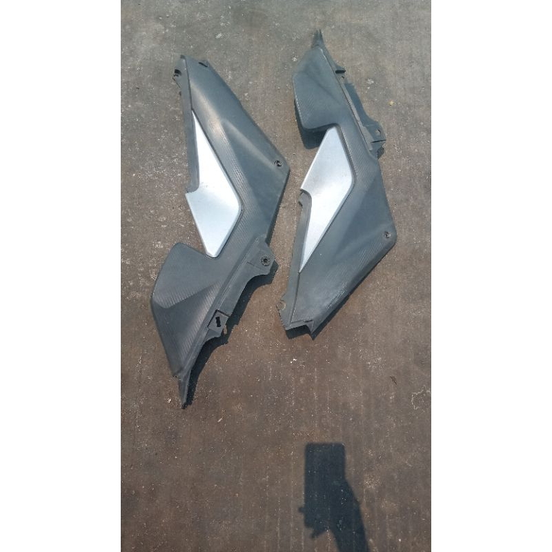 cover tutup bodi samping sepasang cbr