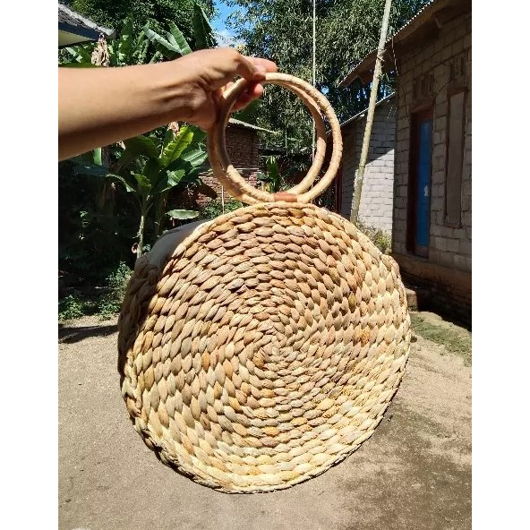 Tas anyam Enceng eceng bulat bundar tali rotan kecil roundhanbag