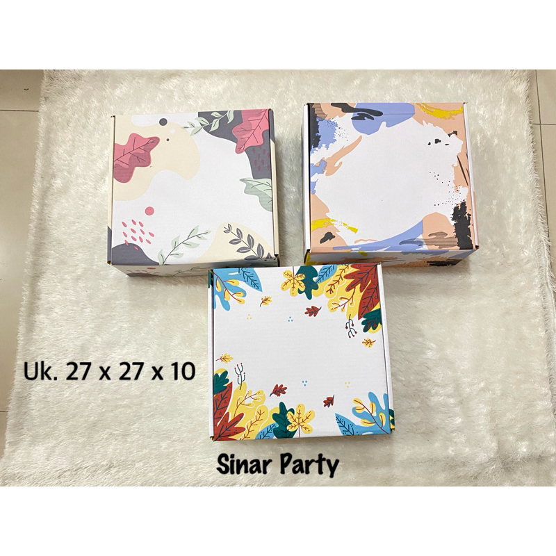 

Box Kado/Hampers Motif Uk. 27 x 27 x10