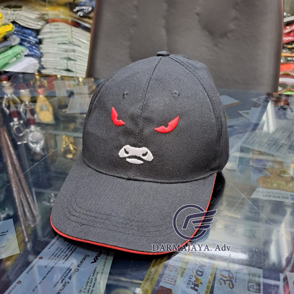 Topi PDI Perjuangan