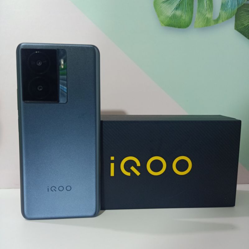 VIVO IQOO Z7X RAM 8/128GB SECOND FULLSET