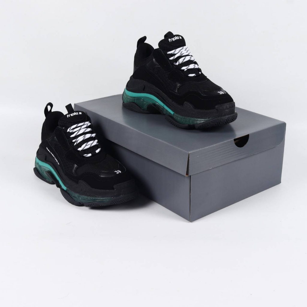 SEPATU BALENCIAGA TRIPLE S BLACK SOLE GREEN