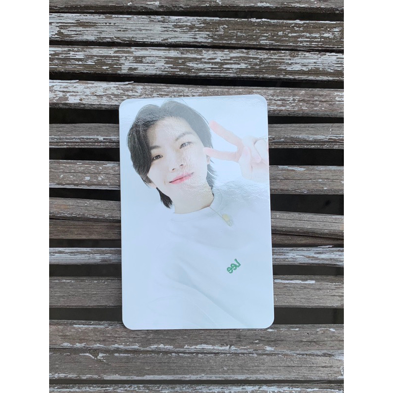 ORIGINAL GOING SEVENTEEN MAGAZINE VOL. 2 PHOTOCARD (PC) - WOOZI (WHITE VER.)