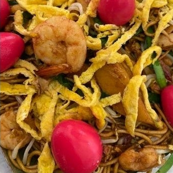 

MIE GORENG ULANG TAHUN (Udang & Baso)