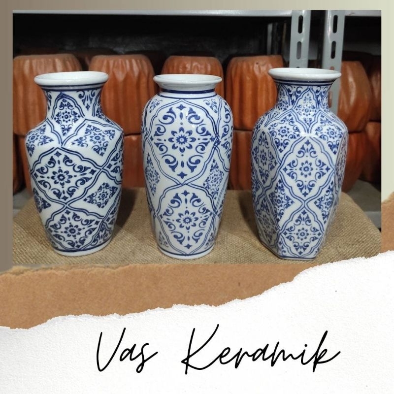 Vas Keramik Import / Vas Bunga Cantik / Vase