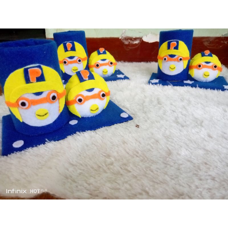 

tempat pensil flanel/tempat pensil hias/prakarya tempat pensil