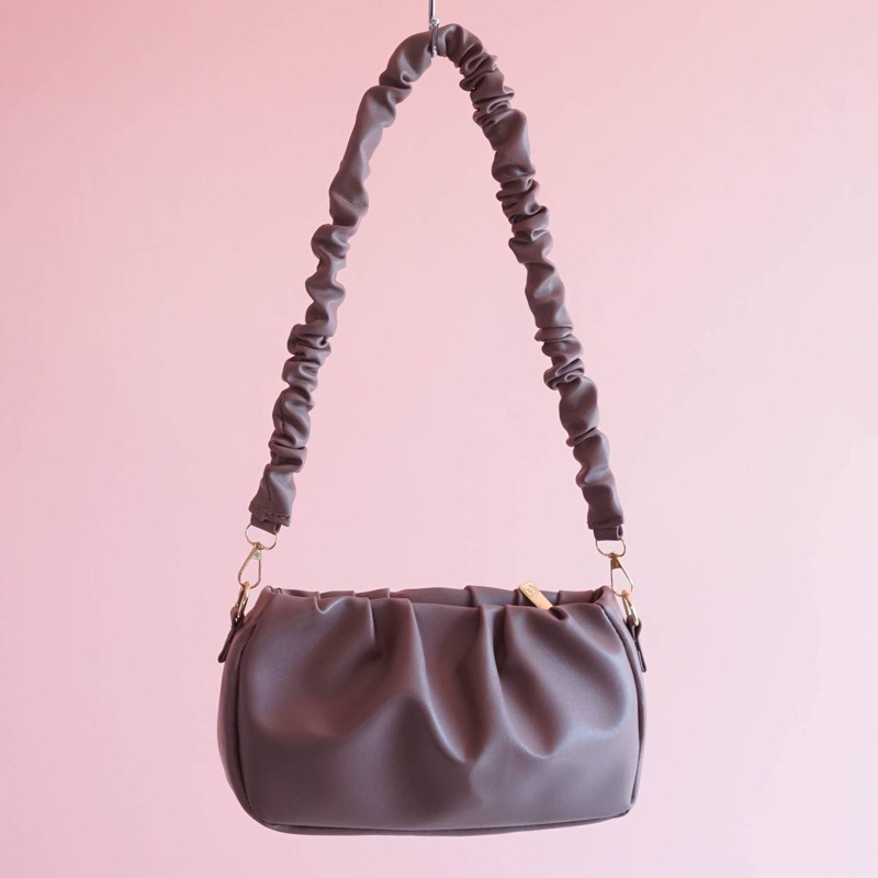 Rumah Tas Lucu - DESINA LEATHER TAS WANITA TERMURAH SLING BAG LOKAL FASHION  SELEMPANG VINTAGE  SEMI