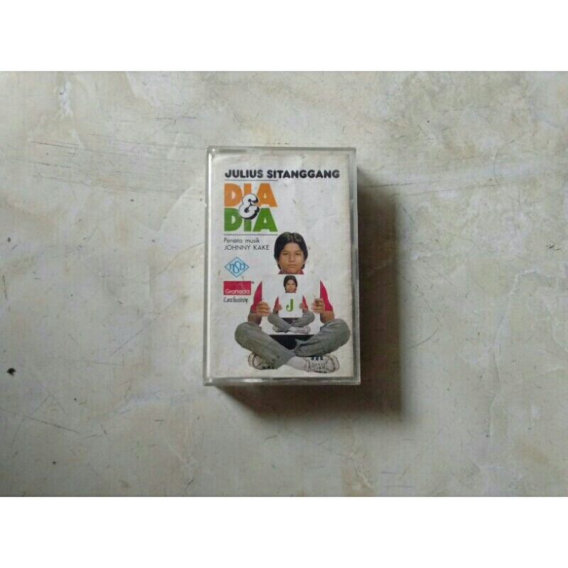 kaset pita JULIUS SITANGGANG
