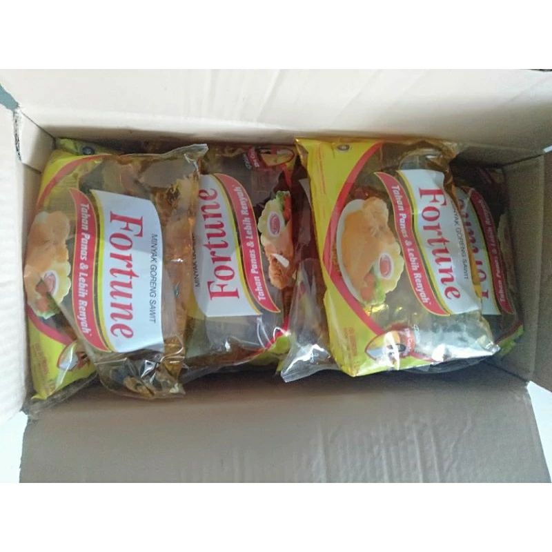 

minyak Fortune bantal 1 dus 12 pcs