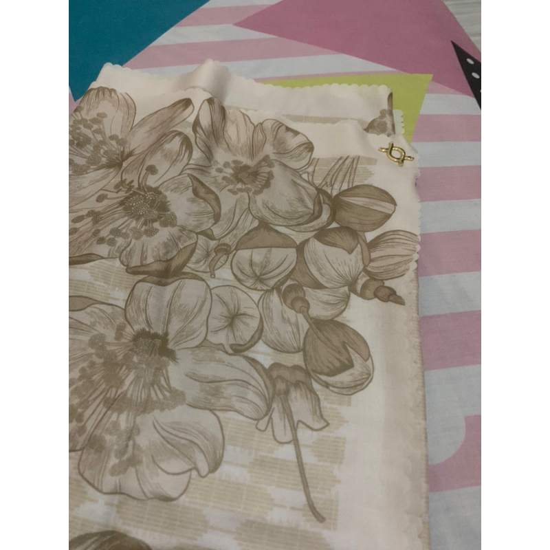 mandalika scarf by wearing klamby PRELOVED MULUS LIKE NEW