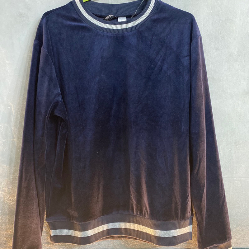 PrelovedSweaterBludru