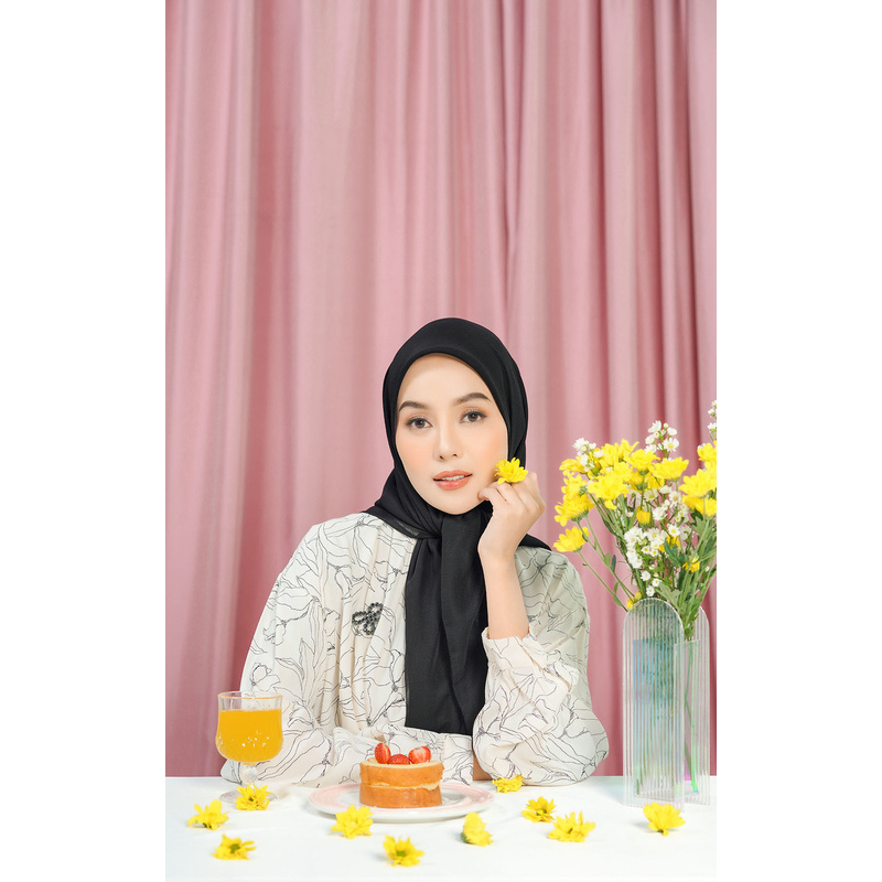 ARSSCARF - Kania Square - Jet Black / Hijab Segi Empat