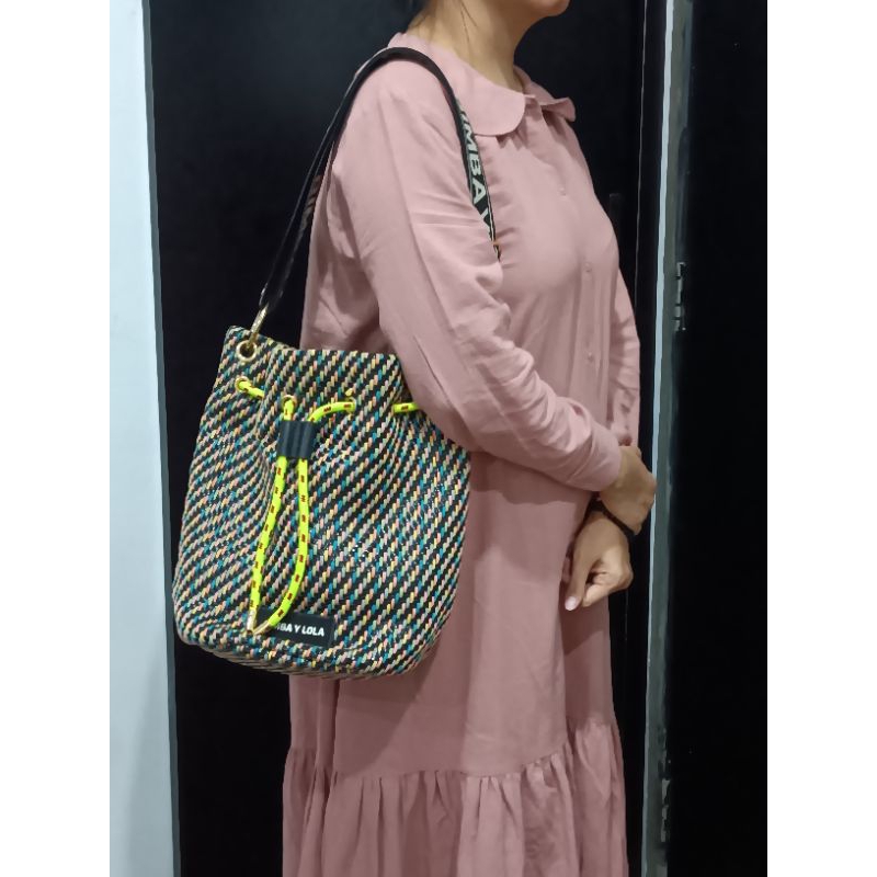 bucket bag Bimba Y LoLa