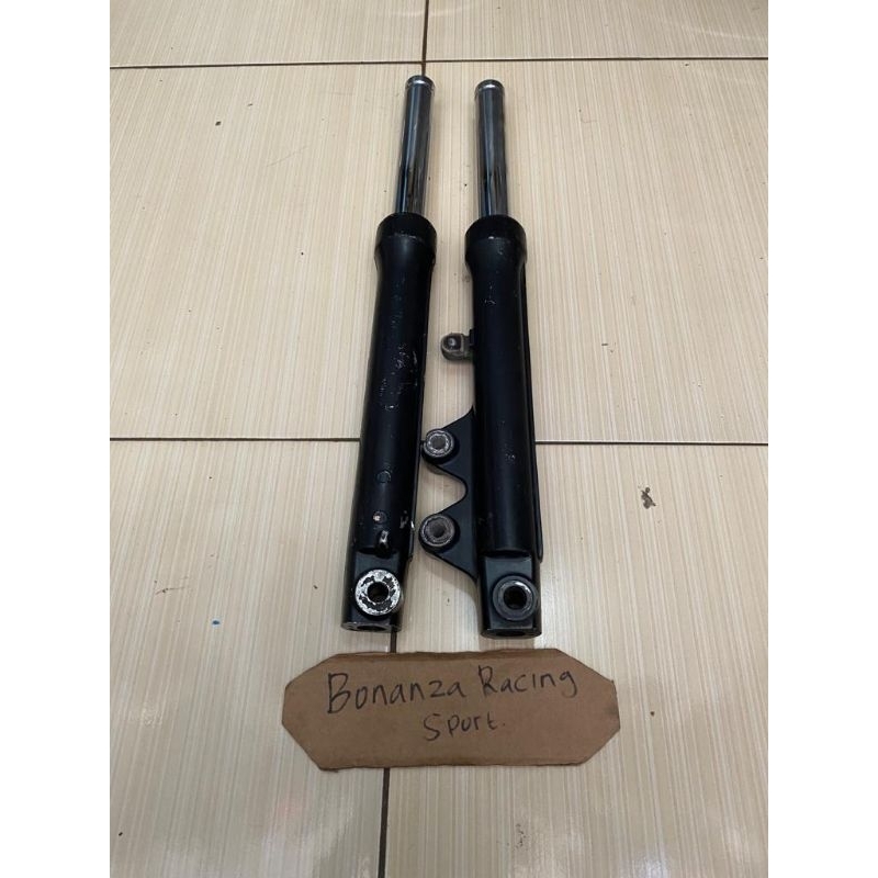 Shock shockbreaker depan Suzuki Hayate original