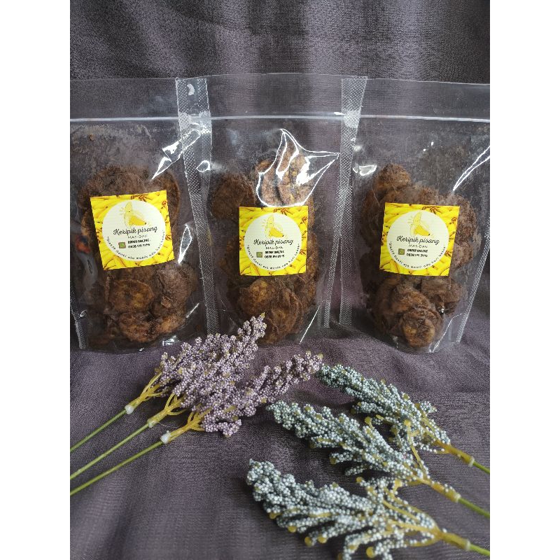 

keripik pisang coklat 10k dapat 3 pouch