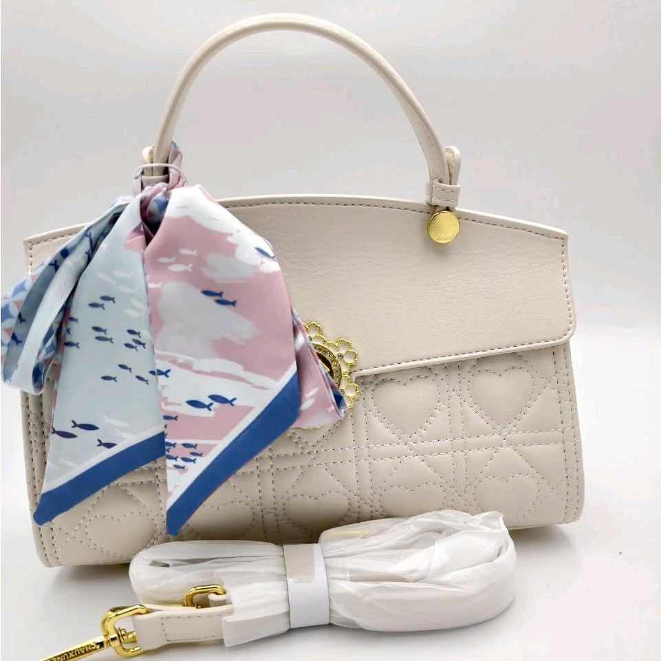 Tas Premier Bags white love kancing baling
