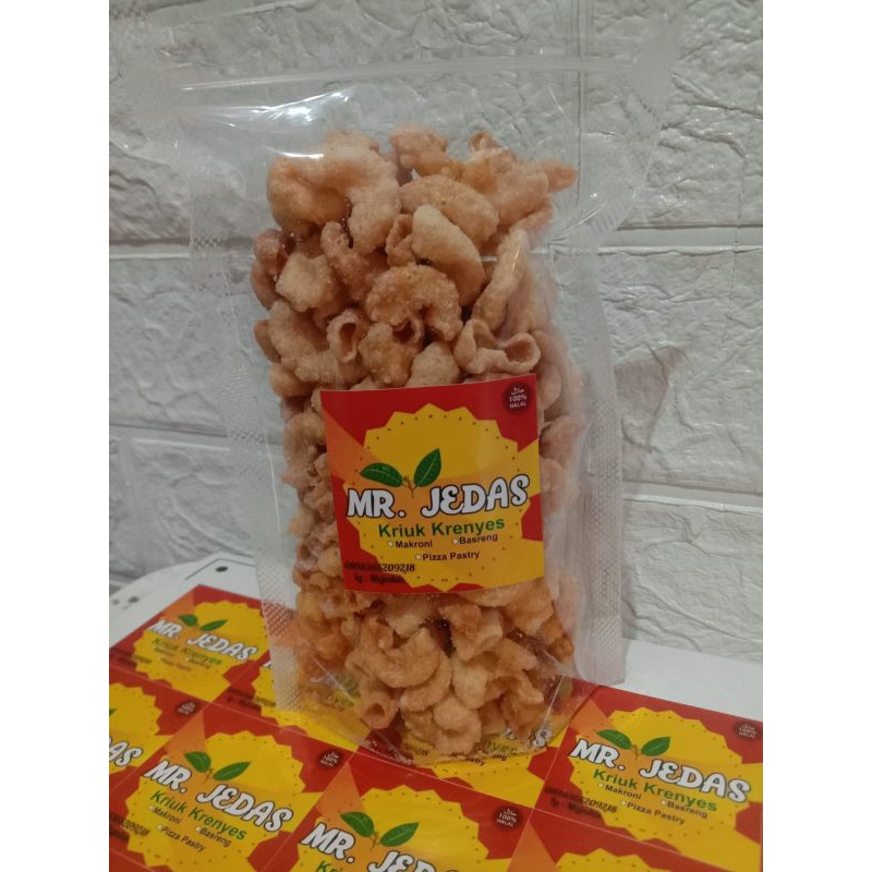 

MAKARONI NGEMBANG ORIGINAL DAUN JERUK 100GR