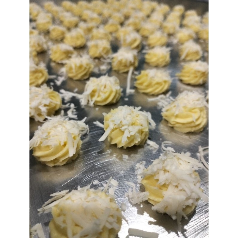 

Kue kering SAGU KEJU
