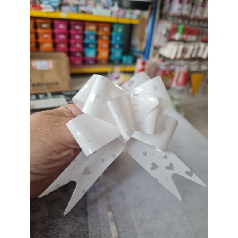 

Pita Tarik Motif / Pita Kado Motif