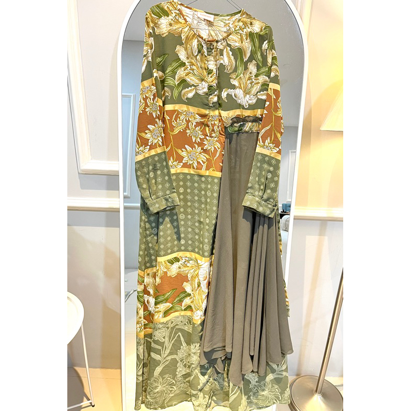 Preloved Gladia Dress Ria Miranda very Good Condition // Ria miranda preloved dress muslim wanita //
