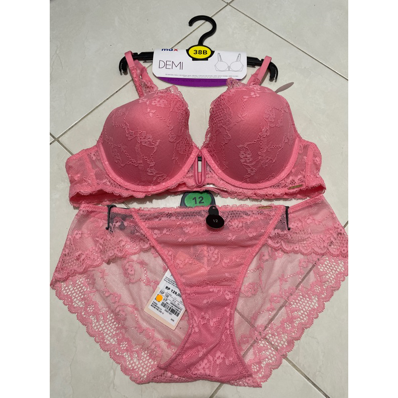 Bra Set Lingerie Max New Pakaian Dalam Wanita Seksi Renda Pink Set