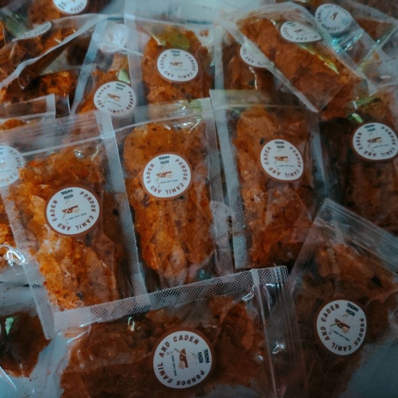 

Kripik Kaca (KRIPCA) pedas ekstra daun jeruk 40gr